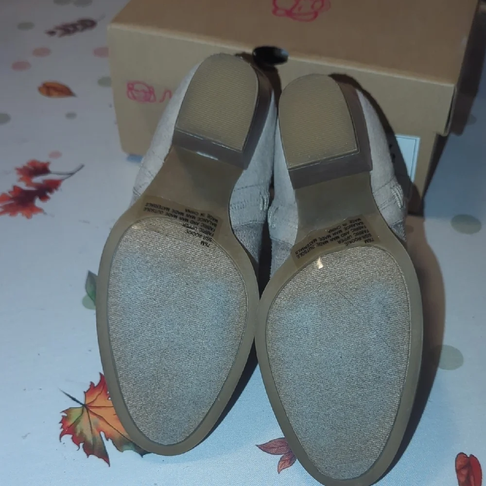 Sugar Taupe Women's Ankle Boots